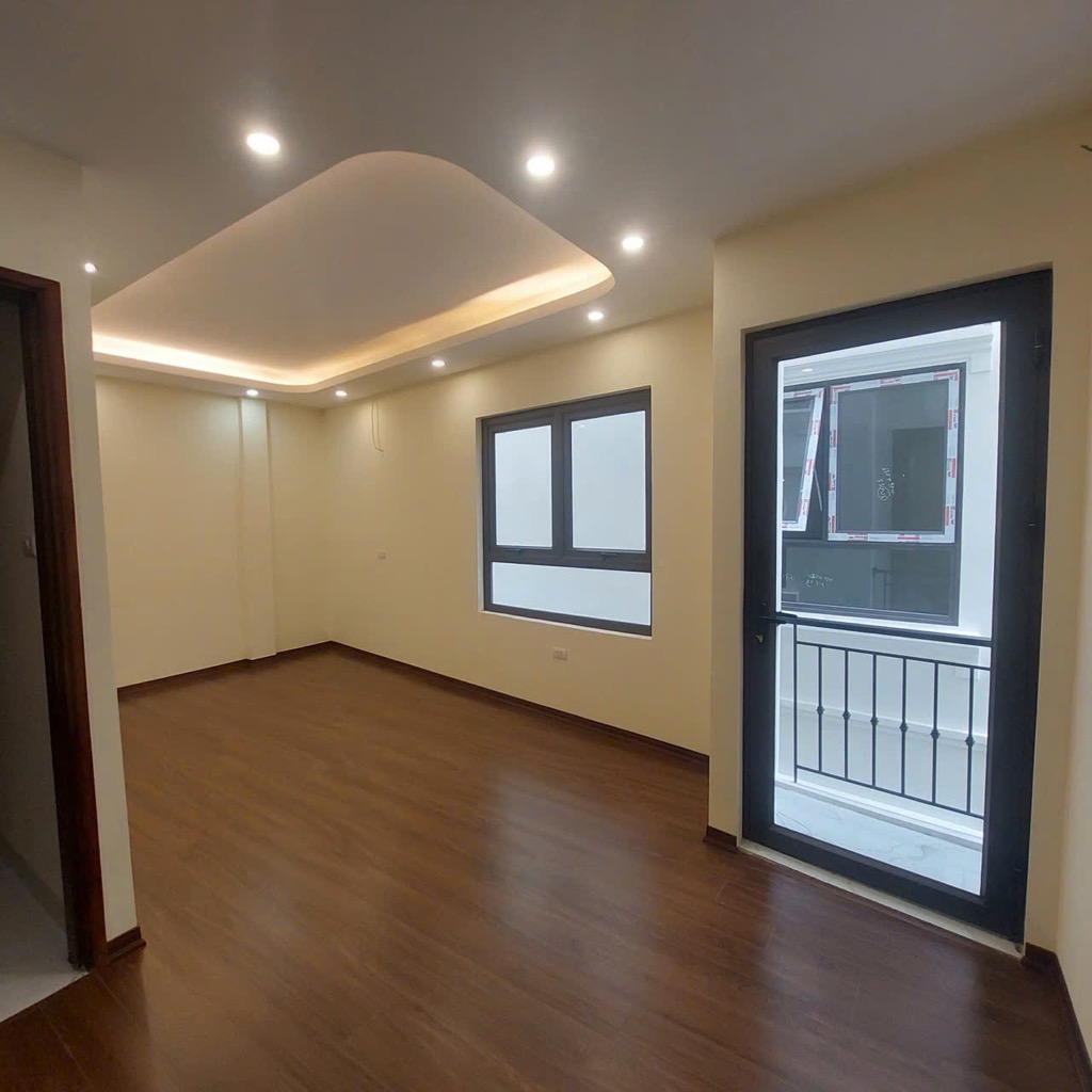 BÁN NHÀ RIÊNG - CỔ NHUẾ - GẦN ĐẠI HỌC MỎ ĐỊA CHẤT - 2 THOÁNG – NGÕ THÔNG, Ô TÔ ĐỖ CỬA.